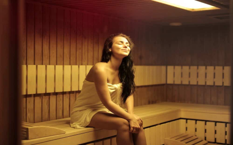Sauna is Great for Ladies! Here are the 8 Benefits of Long-Term Sauna for Women.