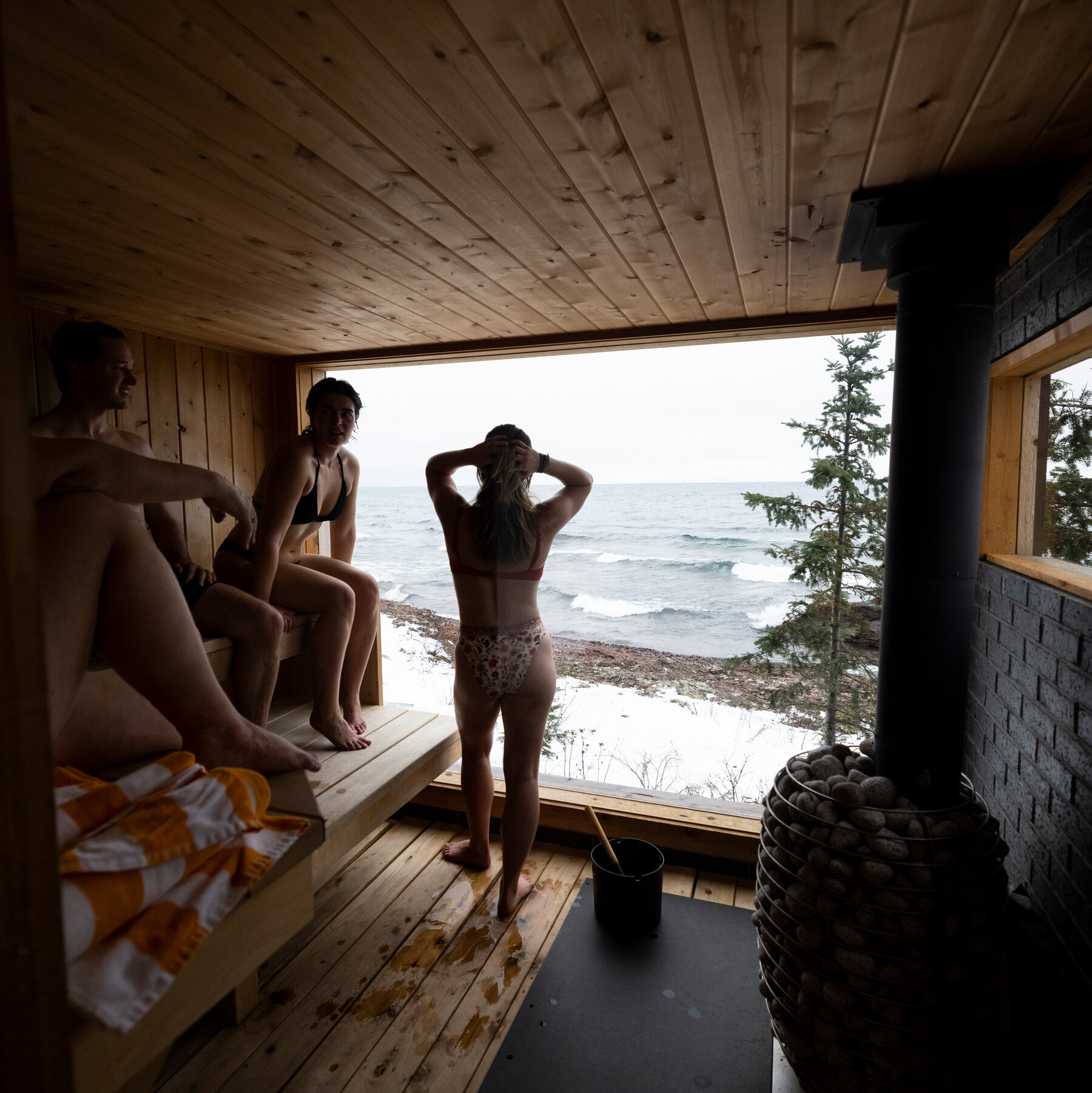 Want to check nearby sauna locations for a relaxing time? Heres how to find the best spots easily.